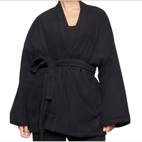 SKIMS Jackets & Blazers - SKIMS Fleece Lounge Wrap Robe Jacket